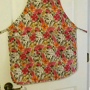 Vera Bradley Apron with pockets